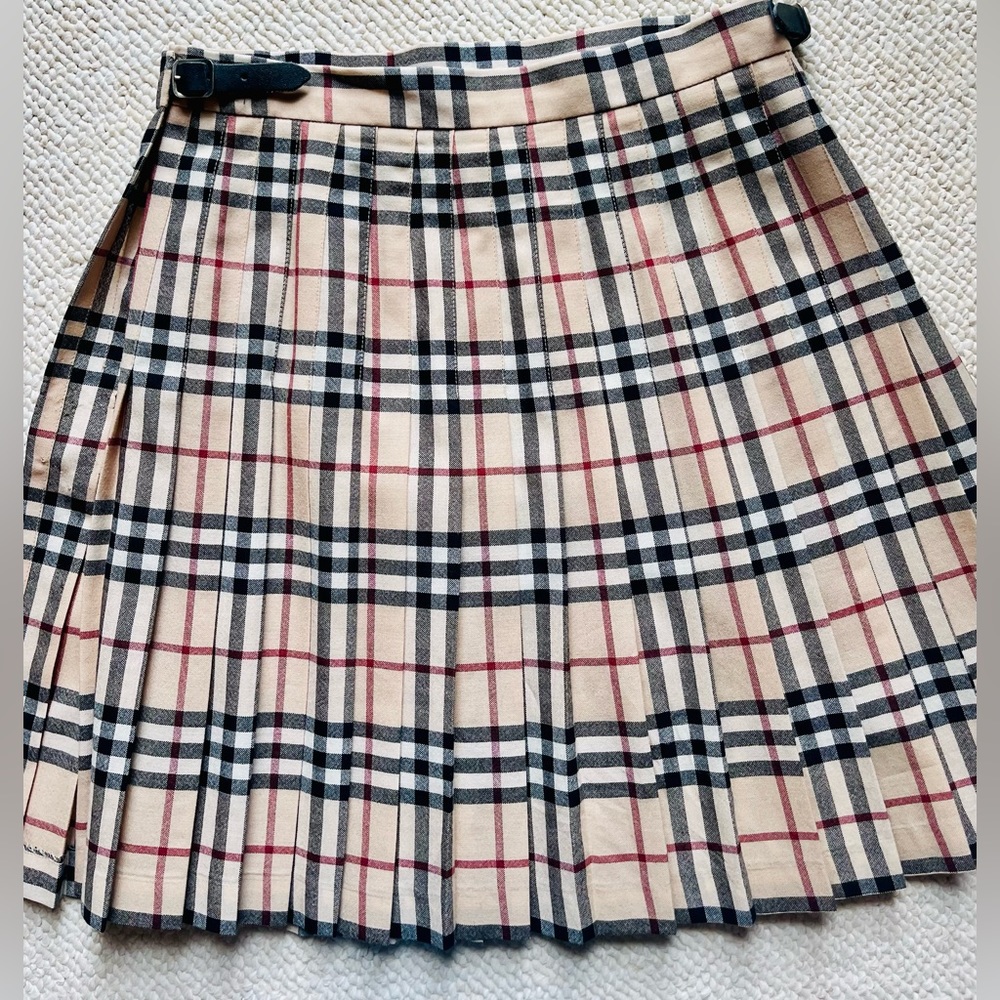 Burberry Vintage Nova plaid pleated skirt